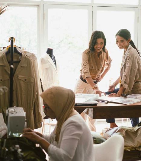 Tak Hanya Stylish 5 Brand Fashion Lokal Ini Juga Ramah Lingkungan