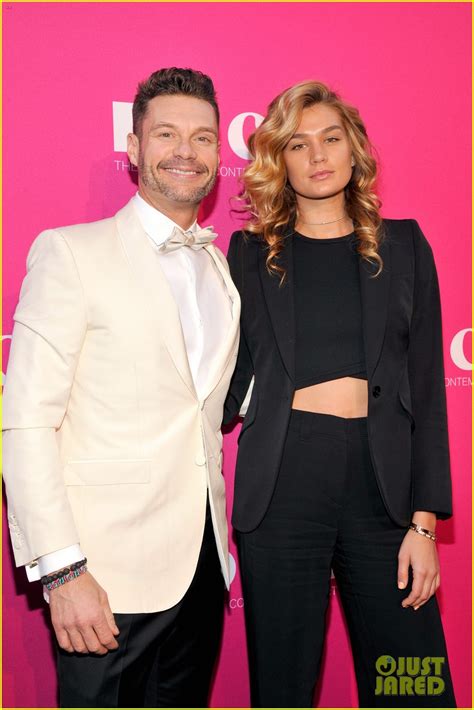 Ryan Seacrest Has Split from Longtime Girlfriend Shayna Taylor: Photo ...