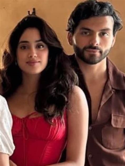 5 Times Janhvi Kapoor Shikhar Pahariya Set Major Couple Goals