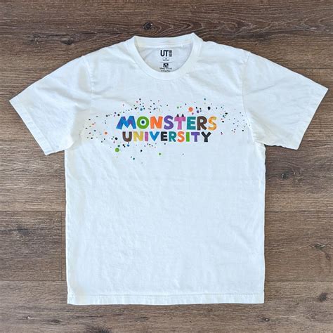 UNIQLO Disney Pixar Monsters University T Shirt SIZ Gem