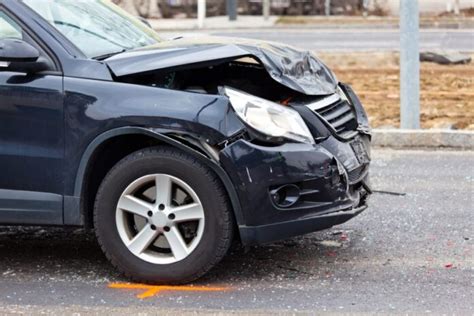 Useful Tips On How To Sell Your Damaged Car Motorcycling