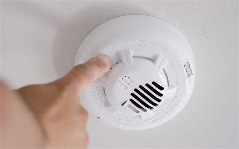 Installing Your Carbon Monoxide Detector | AAA Smart Home Security