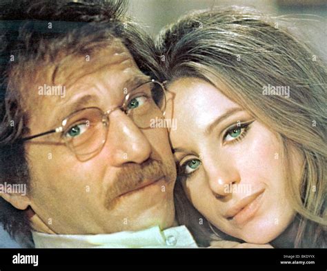 Barbra Streisand Owl Pussycat 1970 Banque De Photographies Et Dimages