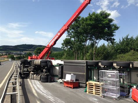 Haute Loire La Rn Ferm E En Raison D Un Accident De Camion