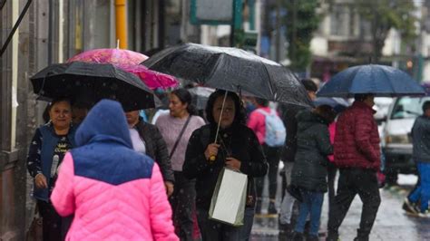 México espera lluvias muy fuertes en al menos 10 estados por el paso de