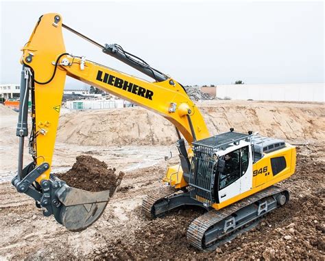 Liebherr R 946 Crawler Excavator - PECO Sales & Rental