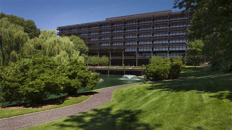 John Deere Worldwide Headquarters - Tune Facilities