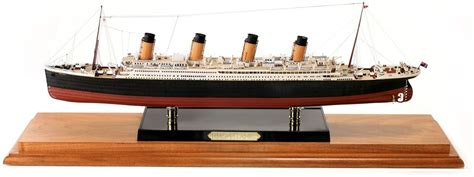 Minicraft RMS Titanic Model Kit 400 Piece Boats Watercraft