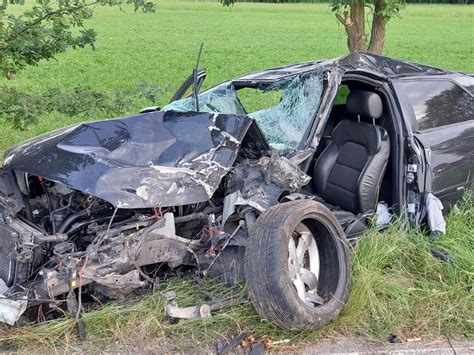 Rodzinna tragedia pod Krakowem Matka z małym dzieckiem potrącona przez