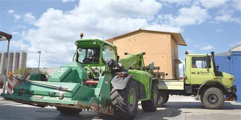 Produktneuheiten Kompaktmaschinen Traktor Teleskop Hybrid Bietet