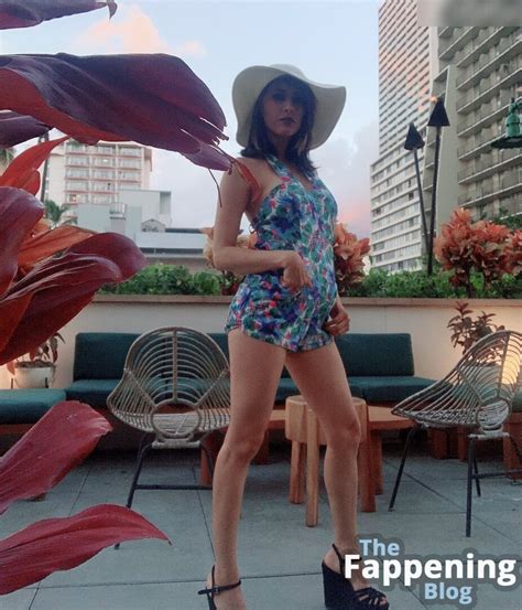 Cristina Vee Valenzuela CristinaVee Cristinavox Nude Leaks Photo TheFappening