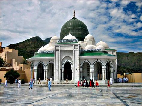 Central Jamia Mosque Ghamkol Sharif Central Jamia Mosque Ghamkol Sharif