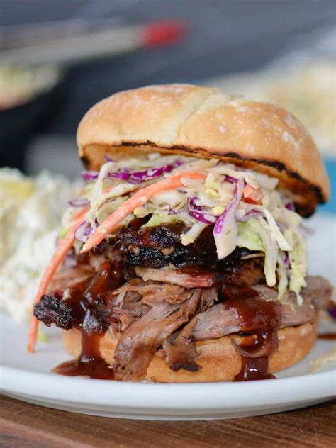 Smoked Pulled Pork The Best Pulled Pork Sandwiches Foodology Geek