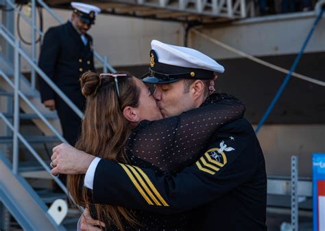 Dvids Images Uss Ronald Reagan Cvn Returns To Yokosuka Japan