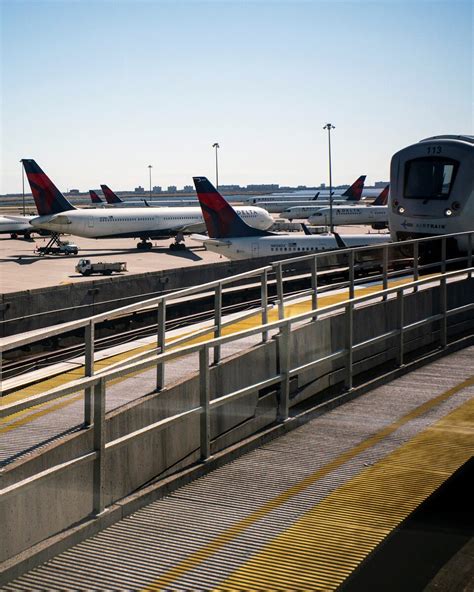 Faa Launches Investigation After Two Planes Nearly Collide At Jfk