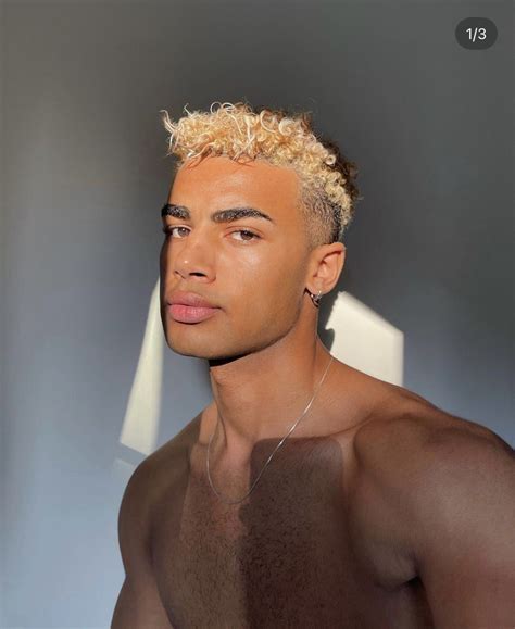 Pin By Saddam Mky On Hairstyles Men Blonde Hair Men Hair Highlights