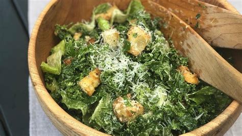 La Recette De Salade C Sar Au Chou Kale De Lesley Chesterman