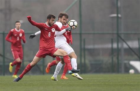 2 Lig hocalarından Lucescu ya isyan Böyle iş olmaz Futbol Haberleri