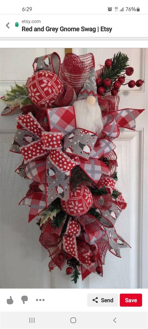 Pin By Starla Kingsford On Christmas Christmas Floral Christmas