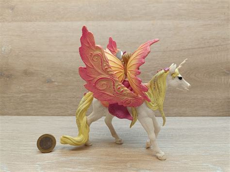 Schleich 70568 Feya Mit Pegasus Einhorn Onlineshop Kinderlino