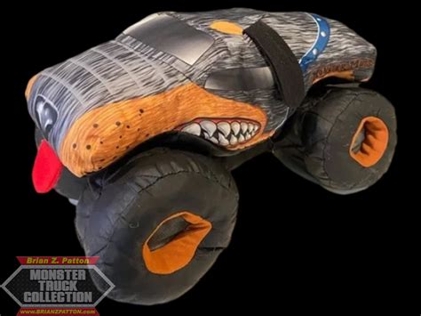 Puff Trucks Monster Mutt Rottweiler Orange Rims Brian Z Patton