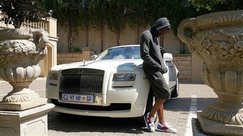 Diamond Platnumz Adds This Beautiful Machine To His Car Collection