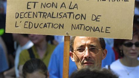 Réforme Des Retraites Entre 60 Et 70 Denseignants En Grève Les écoles Collèges Et Lycées