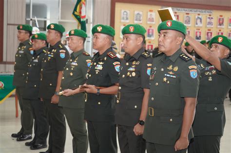 Danrem Pjg Pimpin Penyerahan Jabatan Kasrem Kasiren Kasipers Dan