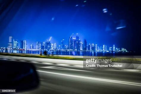 Riyadh Skyline Night Photos and Premium High Res Pictures - Getty Images