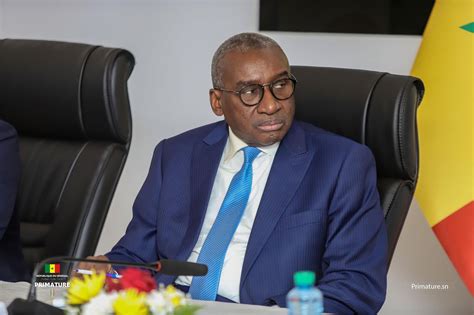 Sénégal Macky Sall dissout le gouvernement LE MATINAL