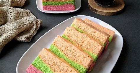 Resep Bolu Kukus Pelangi oleh DyahWuLan Bae - Cookpad