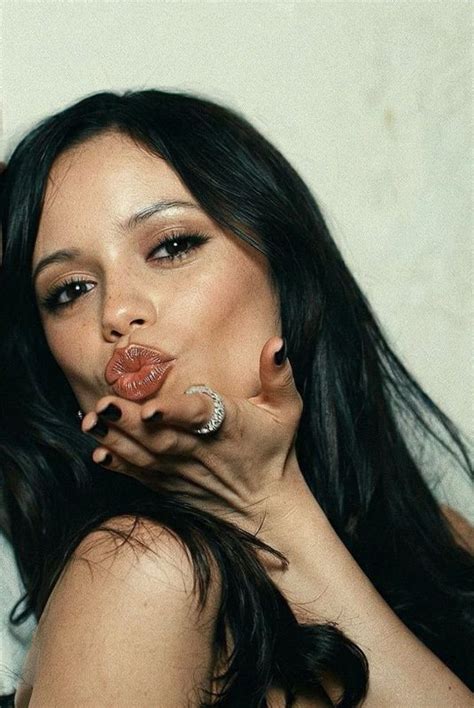 Jenna Ortega – HawtCelebs