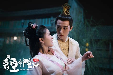 Ghim của Dương Dương trên Chinese Movies | Hoàng đế, Diễn viên, Cam