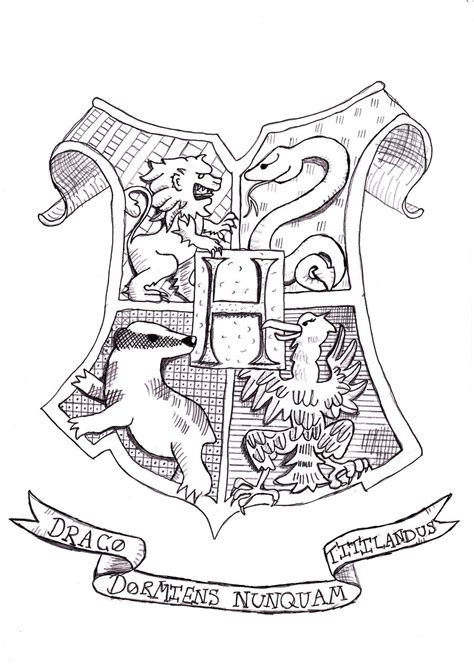 Hogwarts crest by Minidragonhooha on DeviantArt