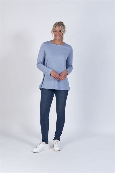 Vassalli Iceberg 100 Merino With Back Button Placket Long Sleeve Top