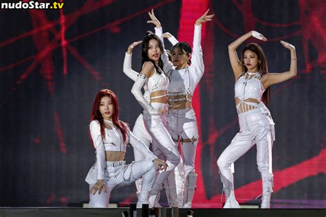 Shin Yu Na Yuna ITZY itzy all in us 유나 Nude OnlyFans Photo 71 Nudostar TV
