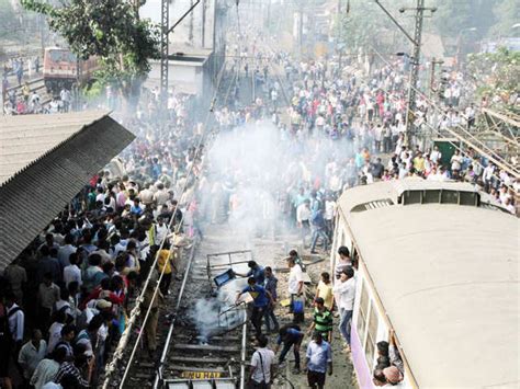 Mumbai Commuters Get Violent Over Rail Disruption Mumbai Commuters