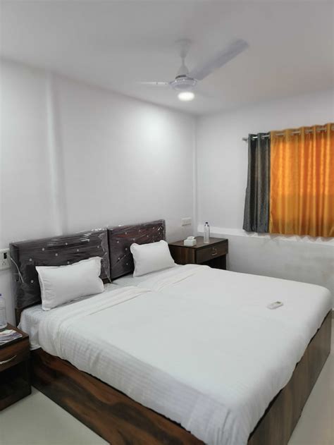 Hotels in Airoli, Mumbai Starting @ ₹794 - Upto 81% OFF on 109 Airoli ...