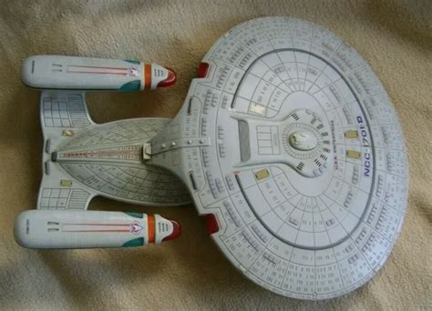 U S S ENTERPRISE NCC 1701 D STAR TREK Playmates Bandai Next