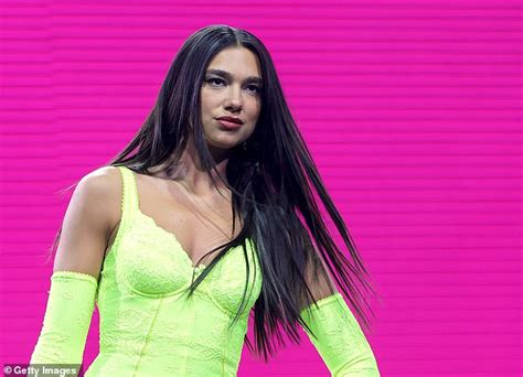 Dua Lipa Dhuron Spektakël Edhe Në Las Vegas Me Turneun E Saj “future