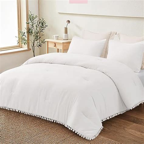 Exclusivo Mezcla Boho Pom Pom Ball Fringe Twin Comforter Set 2 Piece White