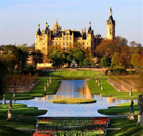 Top 22 Most Famous Castles In Europe