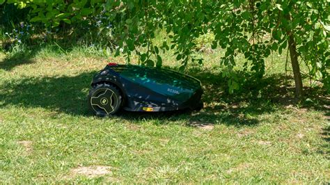 Der Robomow Rc U Im Test Gro Er Und Leistungsstarker M Hroboter