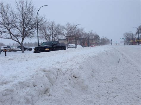 Gallery Digging Out From The Lethbridge Blizzard Lethbridge