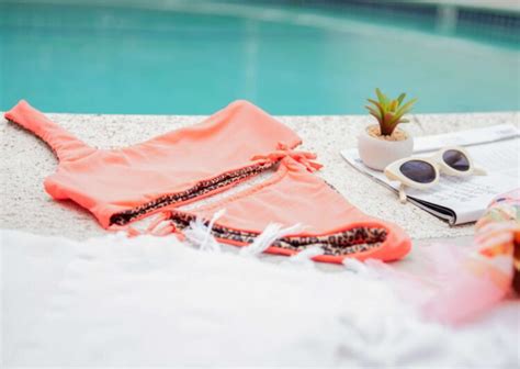 7 Hot Sexy Savanna Reyy Bikini Pics