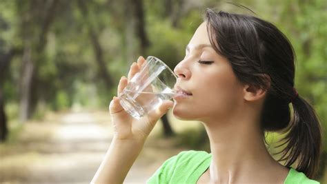 Centro Mezieres Miro Beneficios Para Tu Organismo Al Beber Agua