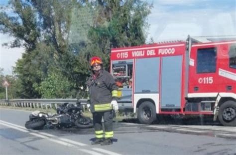 Auto Contro Moto A Savigliano Ferito Il Centauro Targatocn It