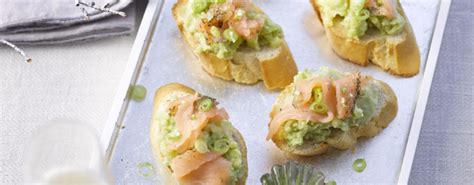 Crostini Mit Avocadocreme Und Lachs Rezept LIDL Kochen