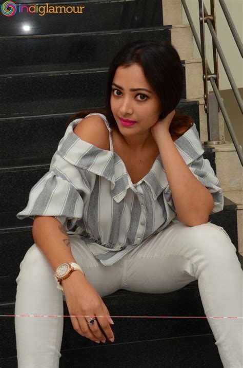 Shweta Basu Prasad Hot Latest Stills