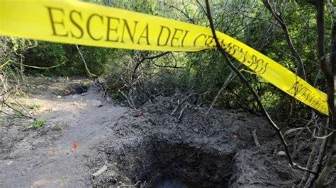 La Jornada Hallan 13 Cuerpos En Fosa Clandestina De Coyame Chihuahua